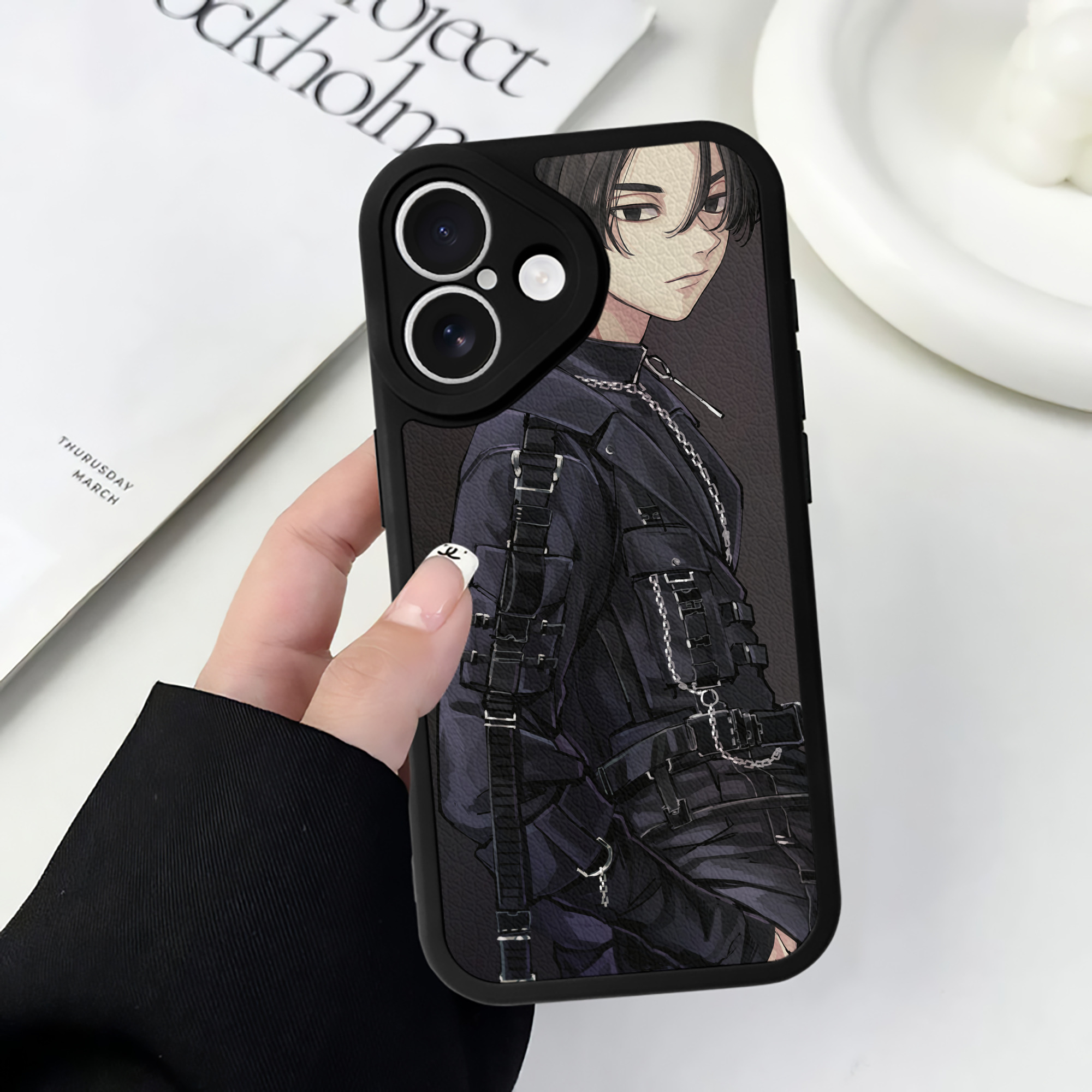 （画像用） 東京リベンジャーズ Tokyo Revengers 【iPhone 16シリーズ対応】シリコンスマホケース（レザー調） 材質：シリコン
